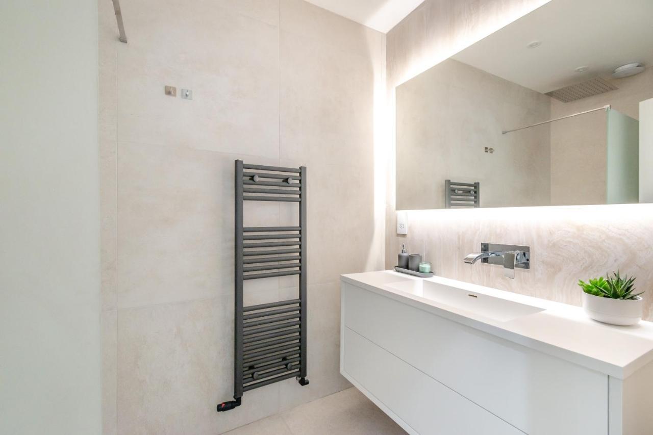Appartement Modern Garden Flat With Private Parking à Londres Extérieur photo